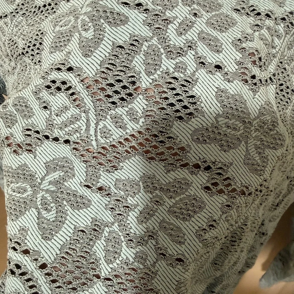 Elegant Floral Lace Blazer in Black and Blue